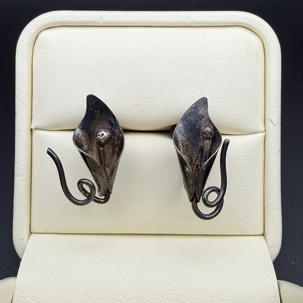 Vintage 925 Sterling Silver Calla Lily Flower Screwback Earrings Whimsigoth 2.9g